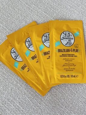 Sol De Janeiro Brazilian 4 Play Moisturizer Shower Cream Gel 40ml